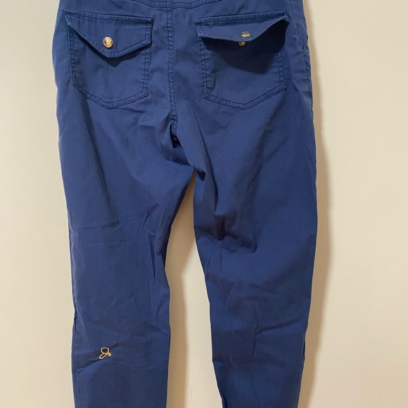 Jaaanu XS -- 5 scrub tops & 1 pant (all navy/blue) - Picture 3 of 9